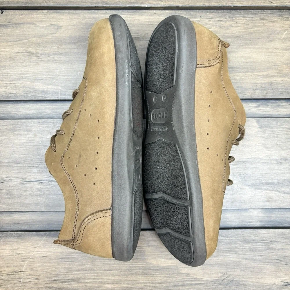 CROCS Shoes Suede‎ Oxford Lace Up Tan Casual Walking Mens Sz 7
